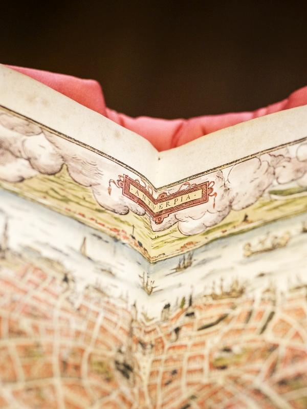 Welkomstwoord Jeroen Olyslaegers