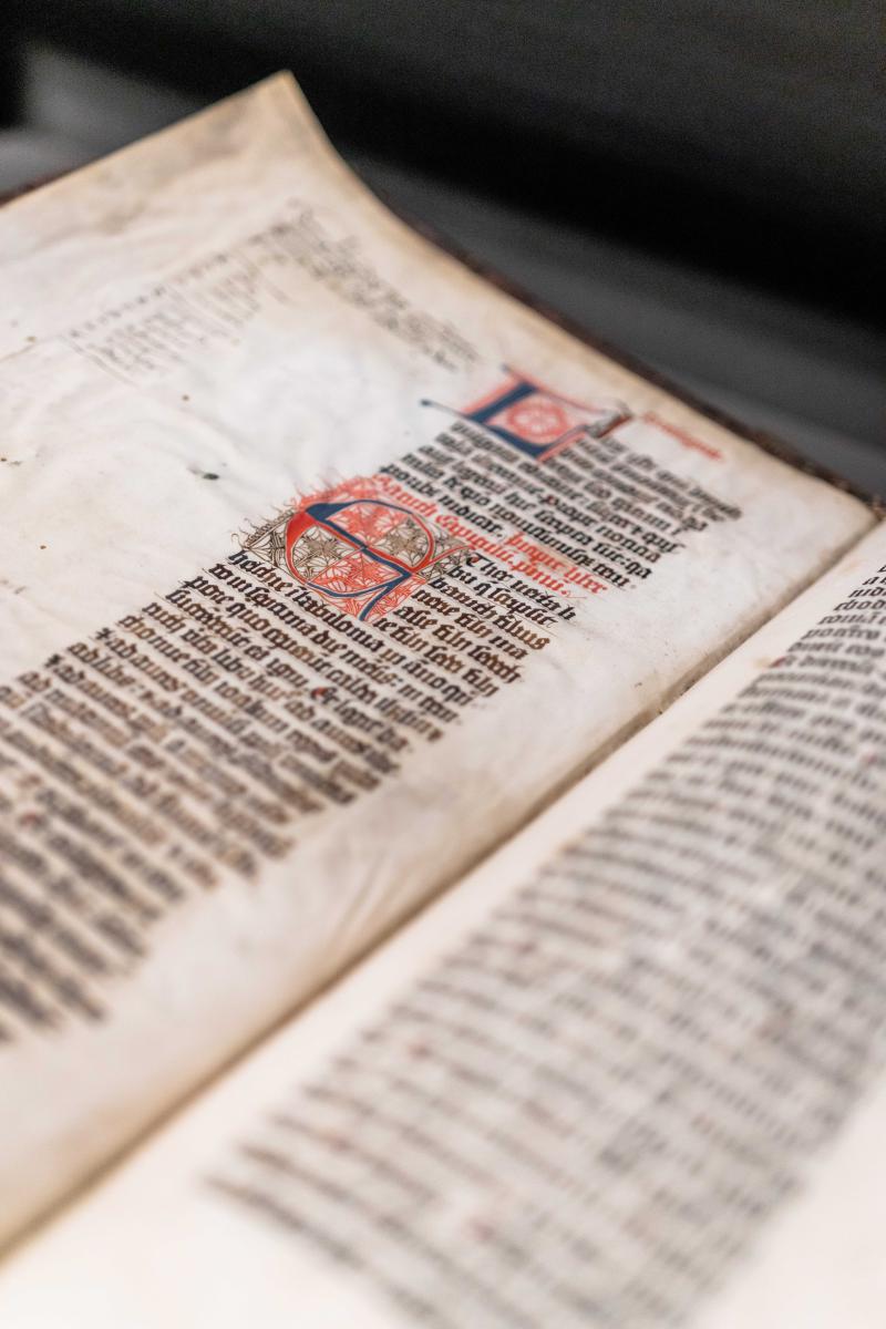  The 36-line Gutenberg Bible