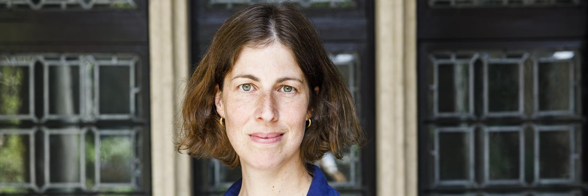 De 8 van Impressed by Plantin: Stephanie Specht